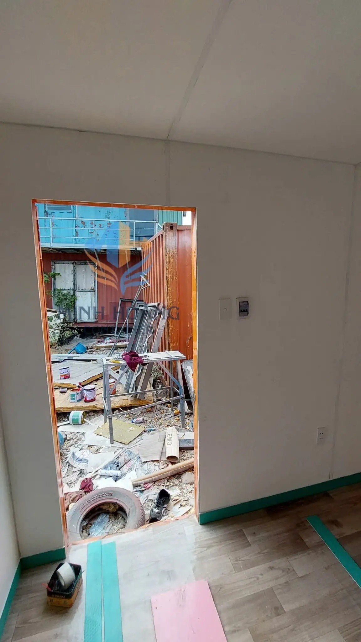 Container Văn Phòng 20 Feet Cam Viền Đen